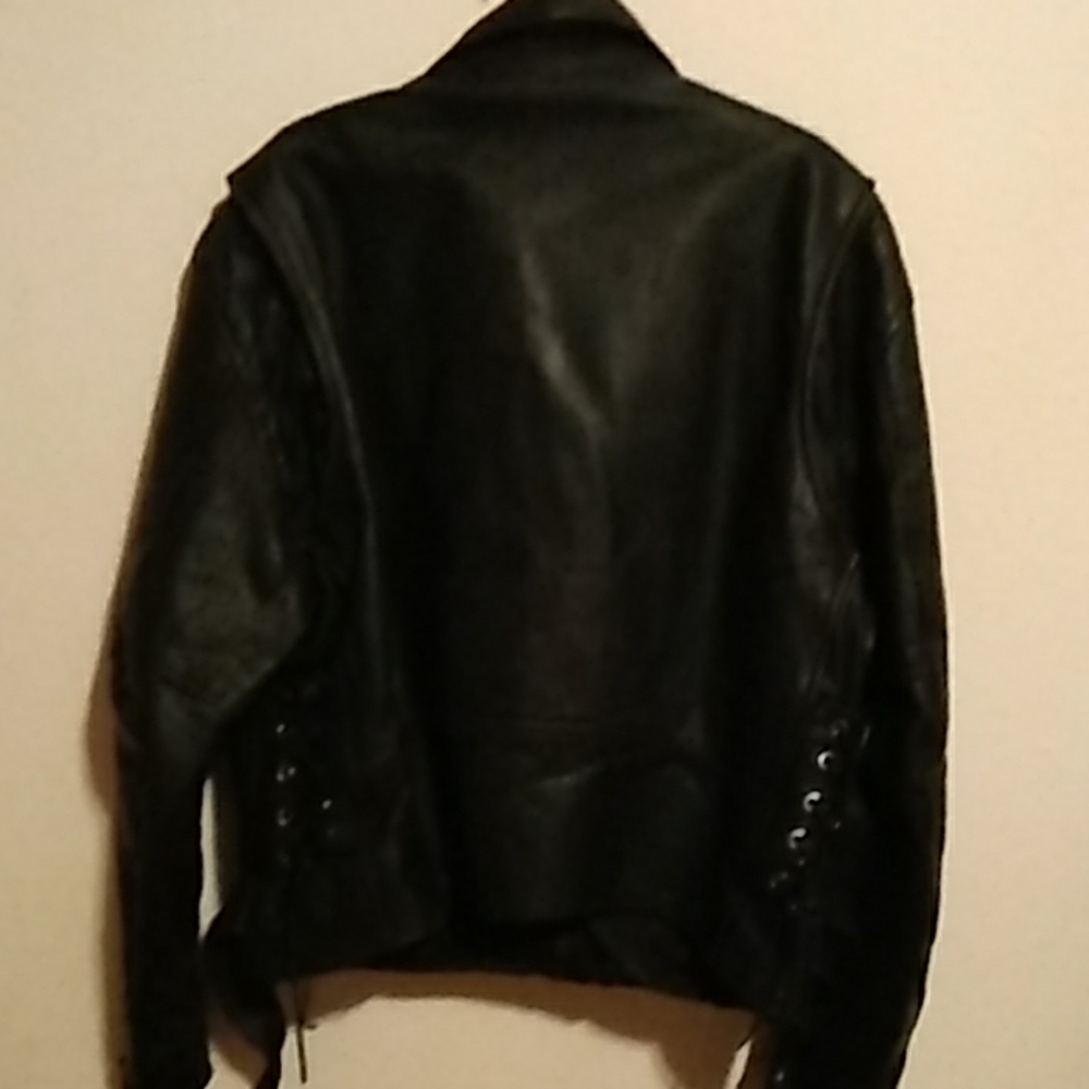Leather jacket - Picture 6 of 8